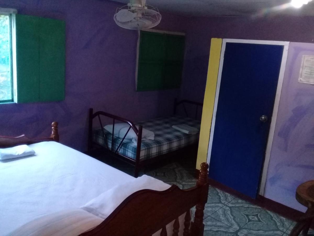 Hostal Maria Rivas Εξωτερικό φωτογραφία