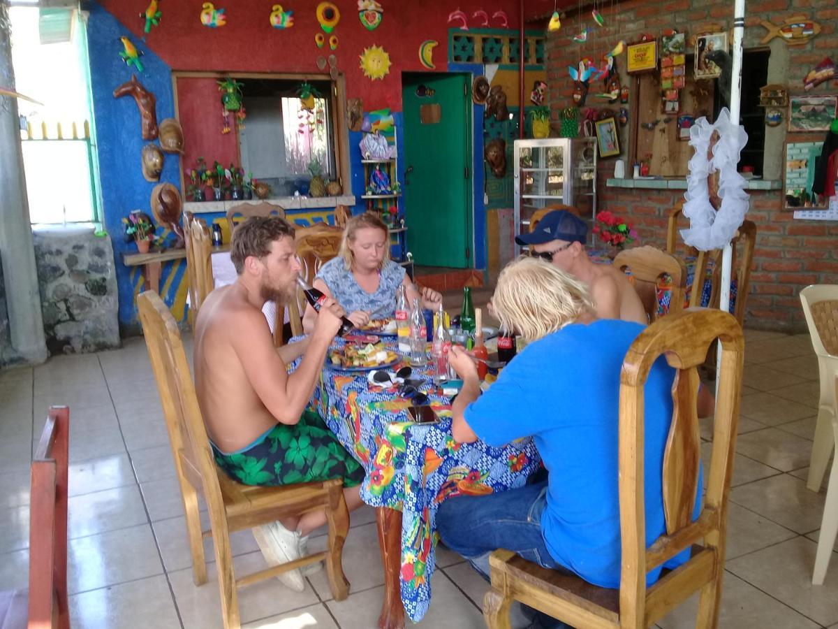 Hostal Maria Rivas Εξωτερικό φωτογραφία