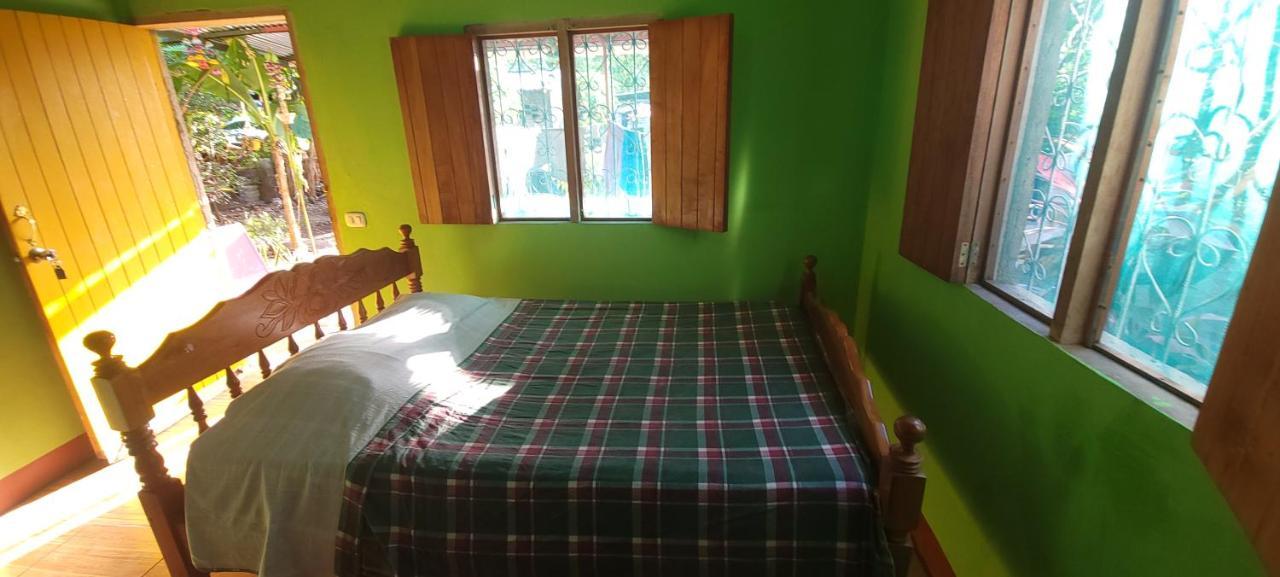 Hostal Maria Rivas Εξωτερικό φωτογραφία