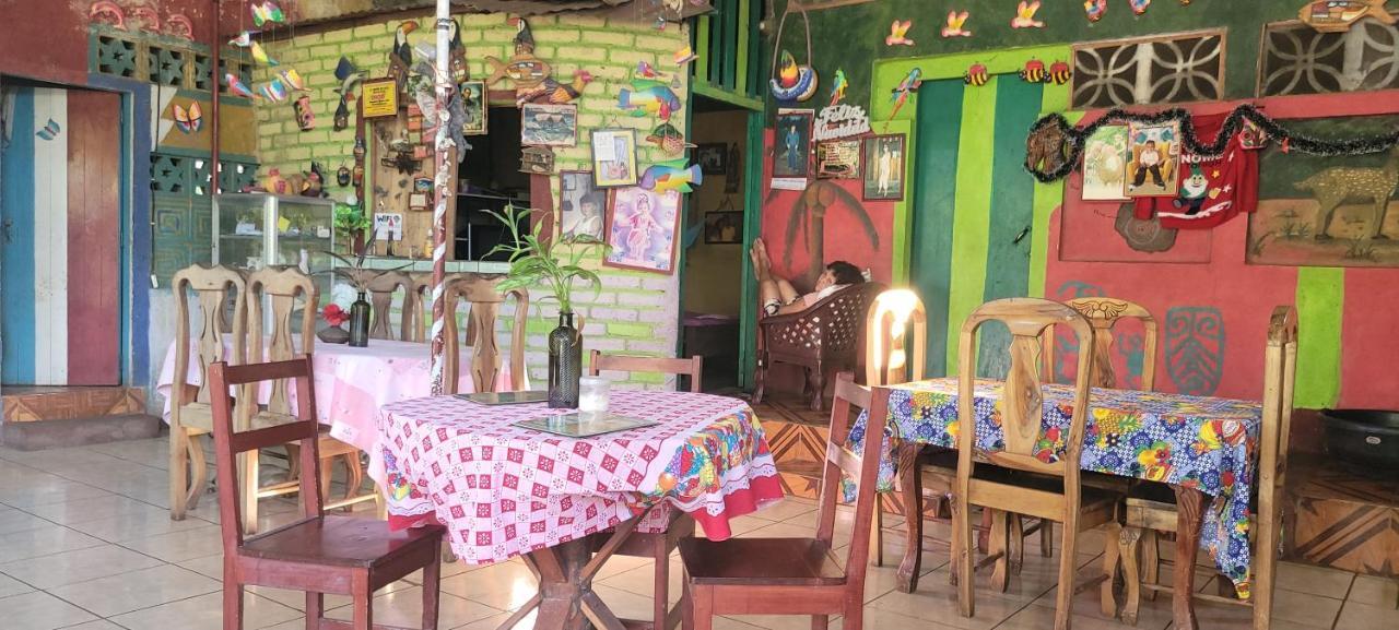 Hostal Maria Rivas Εξωτερικό φωτογραφία